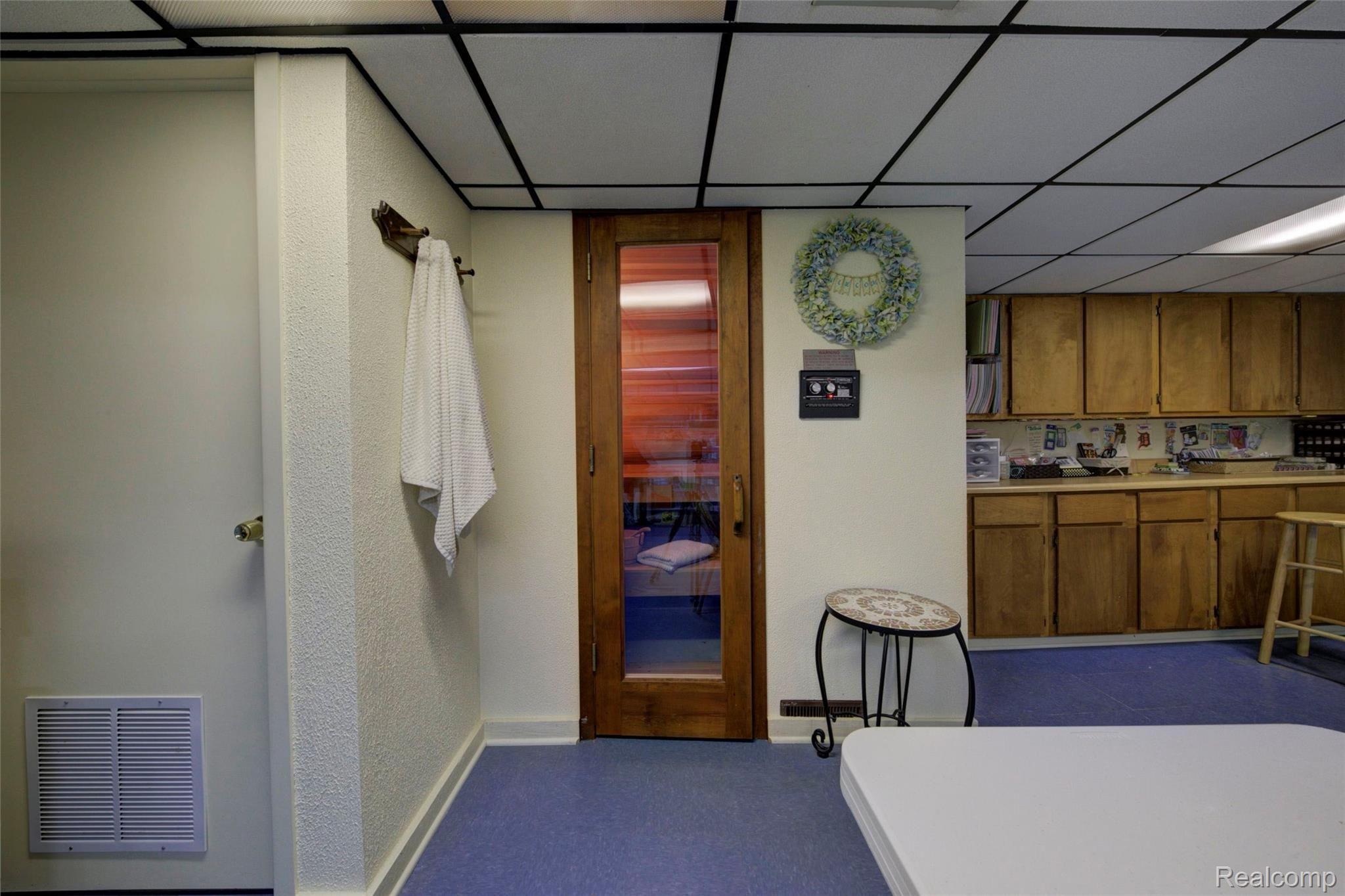 6936 Longwood Road Canton, MI 48187 - Photo 39 of 46 4H8A3739_40_41.jpg