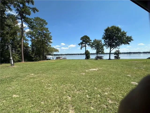 $420,000 | 631 Flintside Drive, Cobb, GA 31735