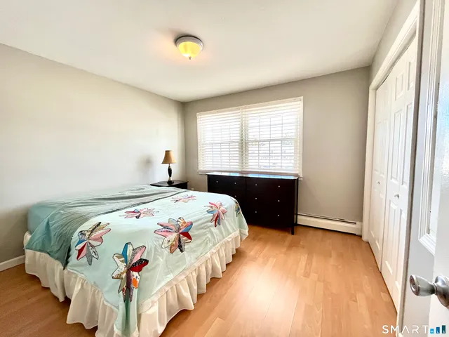 $2,950 | 25 Riverside Drive, Unit E4, Clinton, CT 06413