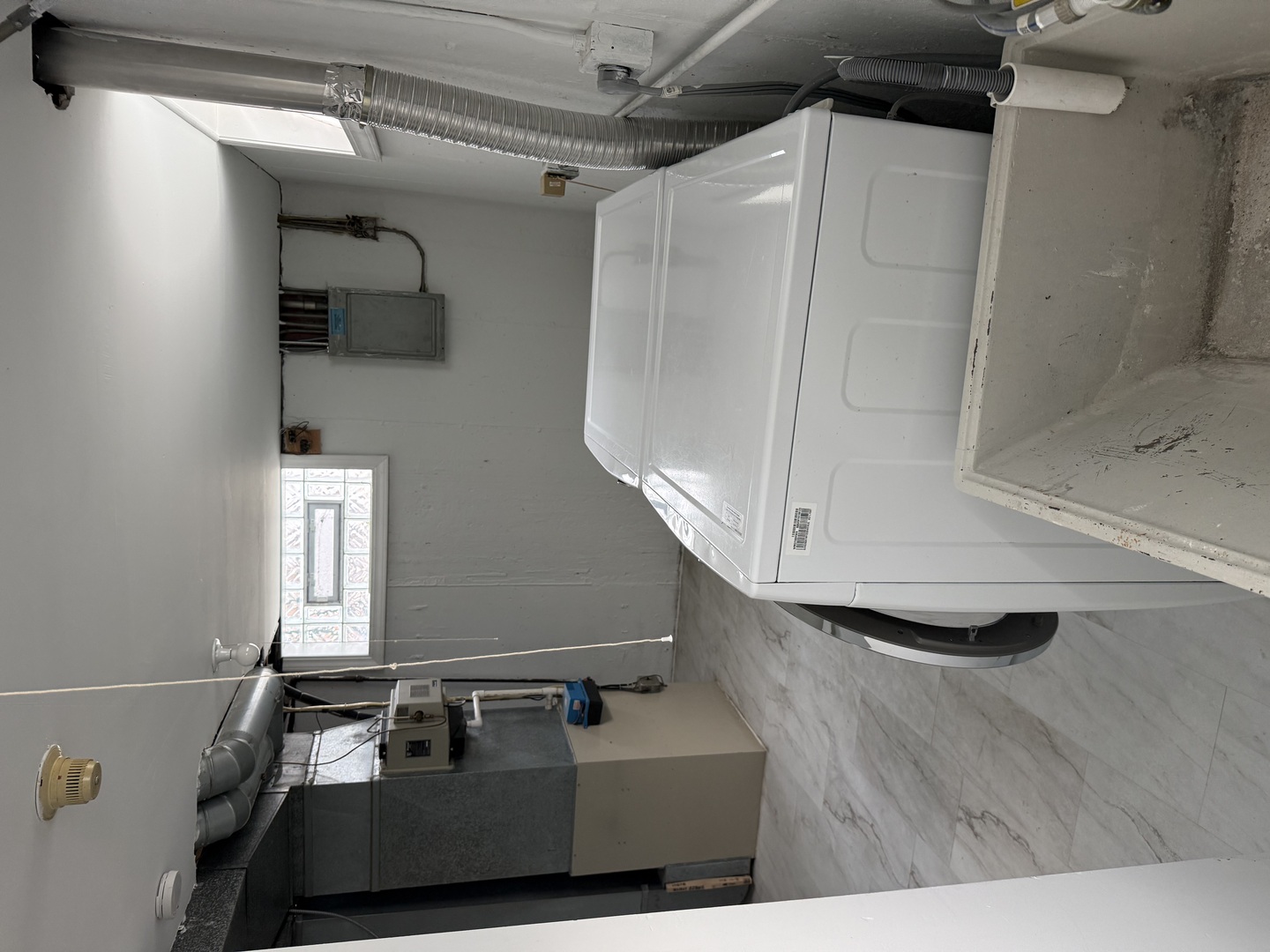 7736 West Strong Street Norridge, IL 60706 - Photo 17 of 23 a room with gym equipment