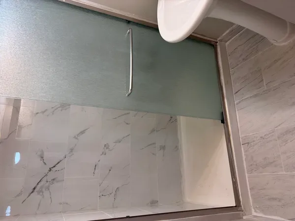 $3,250 | 7736 West Strong Street, Norridge, IL 60706