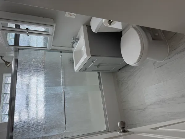 $3,250 | 7736 West Strong Street, Norridge, IL 60706