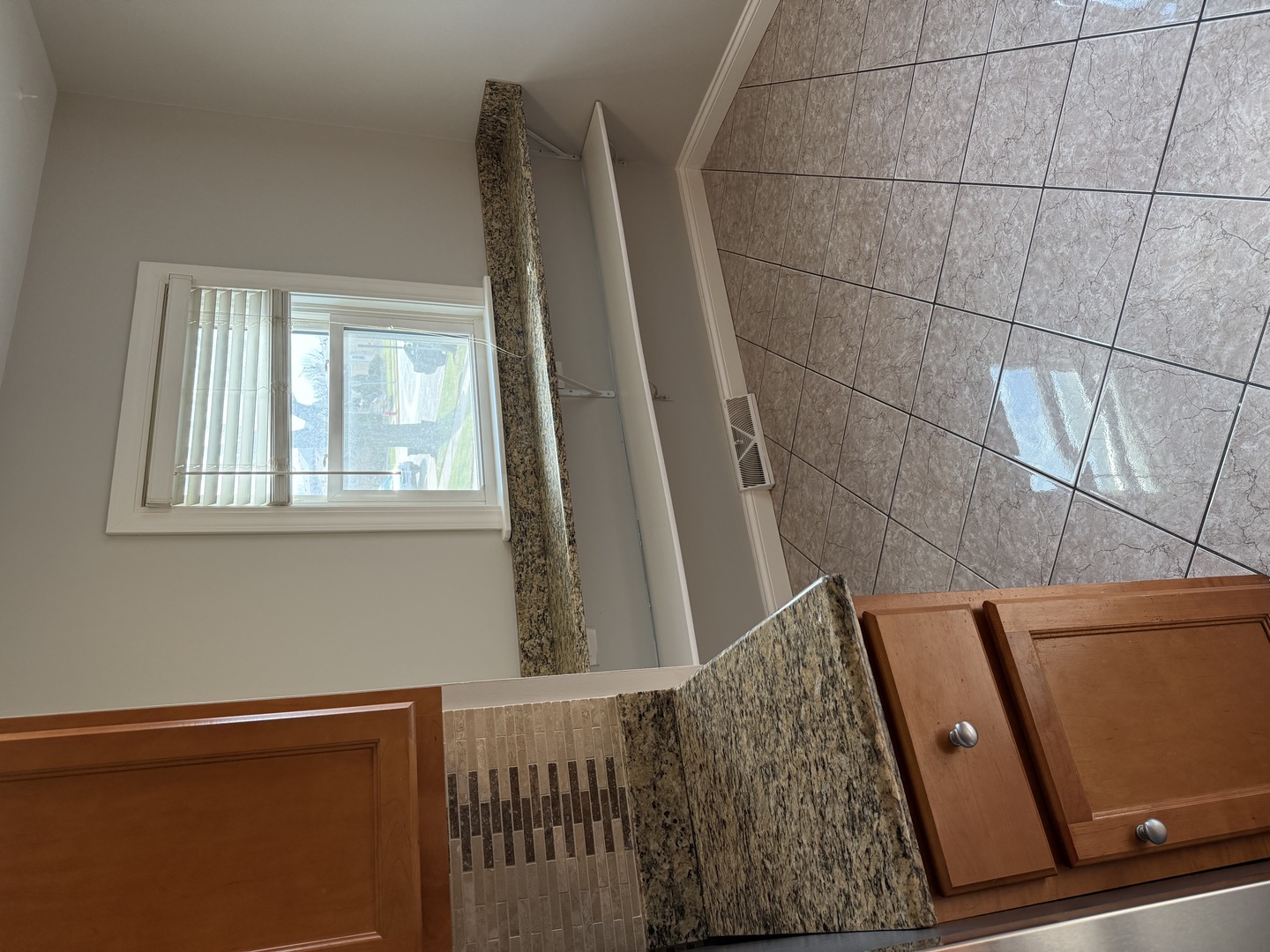 7736 West Strong Street Norridge, IL 60706 - Photo 6 of 23 a view of a window