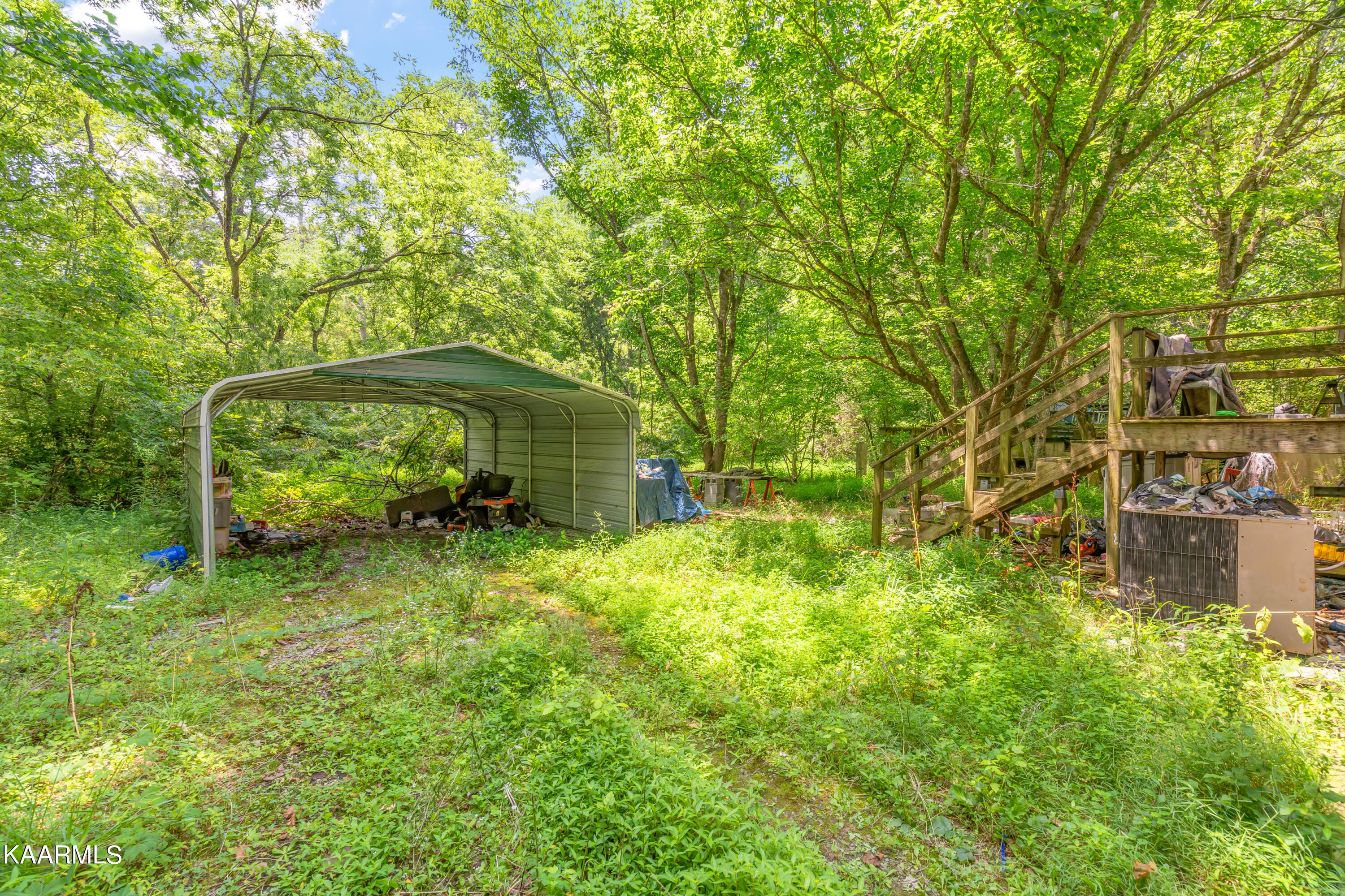 612 Prospect Road Walland, TN 37886 - Photo 11 of 11 carport