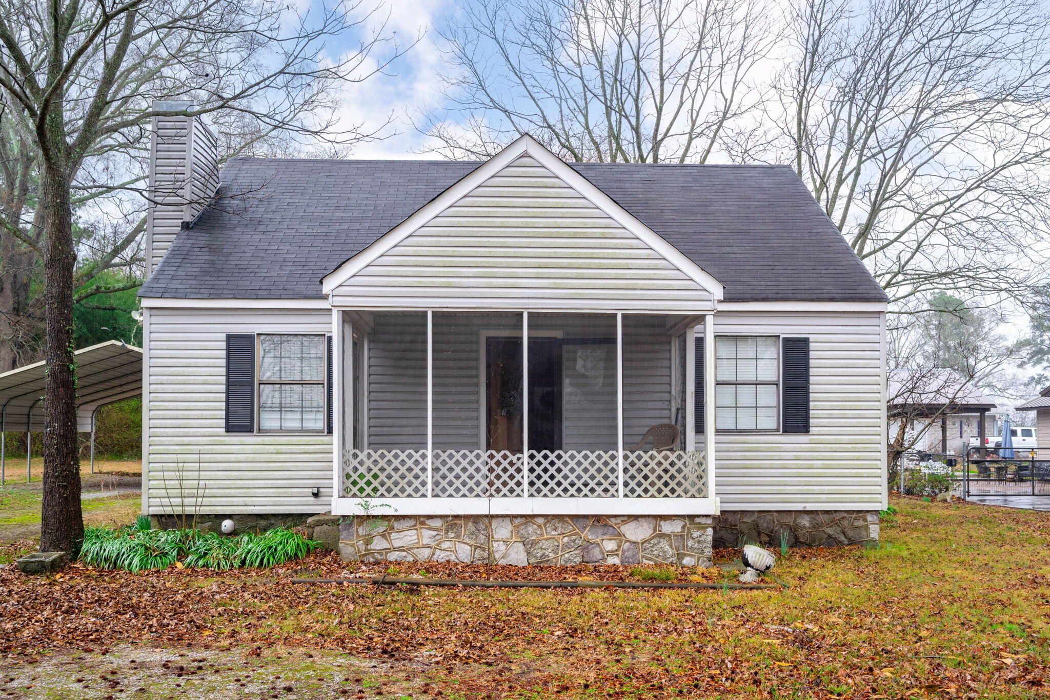 1708 South Mack Smith Road Chattanooga, TN 37412 - Photo 1 of 25 1-web-or-mls-DSC_0891