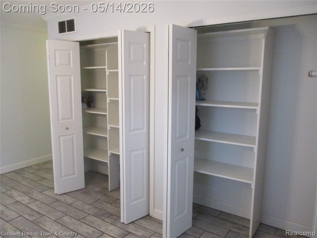 4610 Van Amberg Road Brighton, MI 48114 - Photo 28 of 42 Gallery Image 28