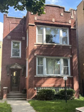 $1,700 | 8019 South Vernon Avenue, Unit 2, Chicago, IL 60619
