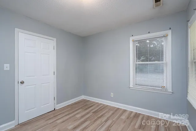 $1,600 | 113 Crestview Drive, Concord, NC 28027