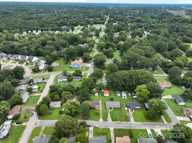 $1,600 | 113 Crestview Drive, Concord, NC 28027