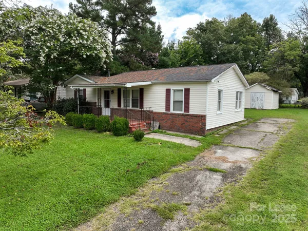 $1,500 | 113 Crestview Drive, Concord, NC 28027