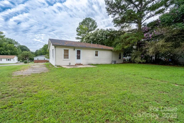 $1,500 | 113 Crestview Drive, Concord, NC 28027