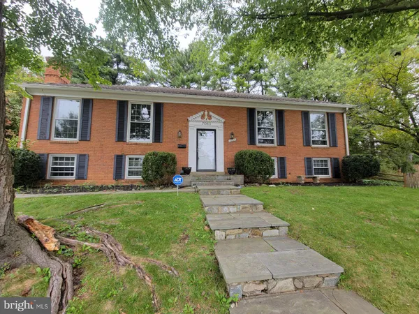 $4,250 | 7063 Wolftree Lane, Rockville, MD 20852