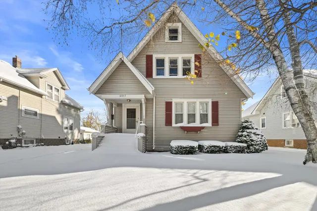 $269,900 | 6017 35th Avenue, Kenosha, WI 53142