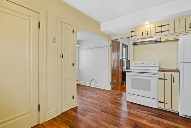 $269,900 | 6017 35th Avenue, Kenosha, WI 53142