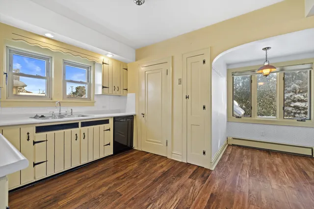 $269,900 | 6017 35th Avenue, Kenosha, WI 53142