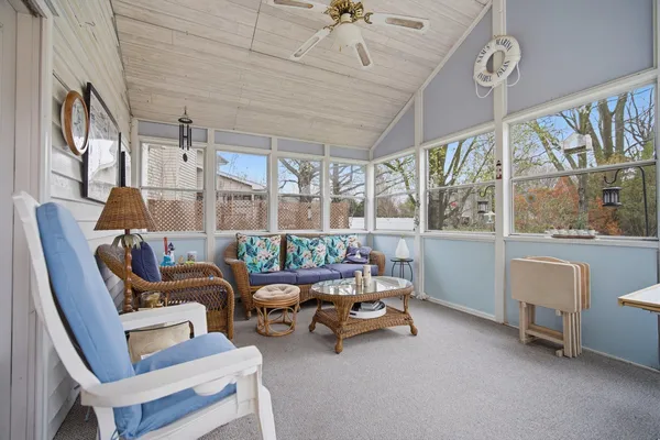 $375,000 | 24 Bay Pointe Drive, Bloomington, IL 61704