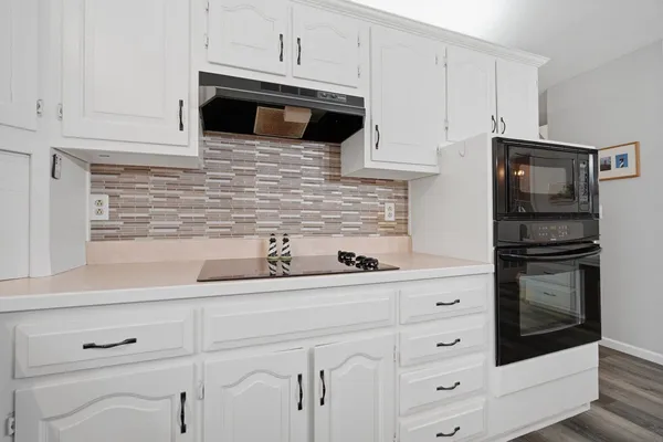 $365,000 | 24 Bay Pointe Drive, Bloomington, IL 61704