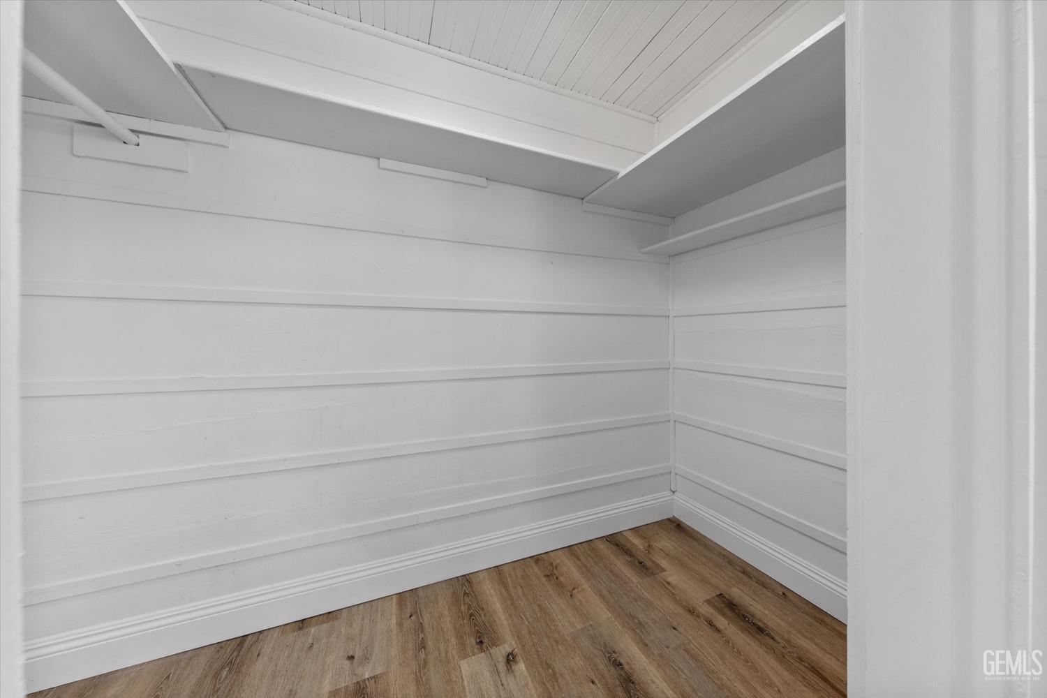 Undisclosed Address Bakersfield, CA 93304 - Photo 31 of 47 a view of a small space