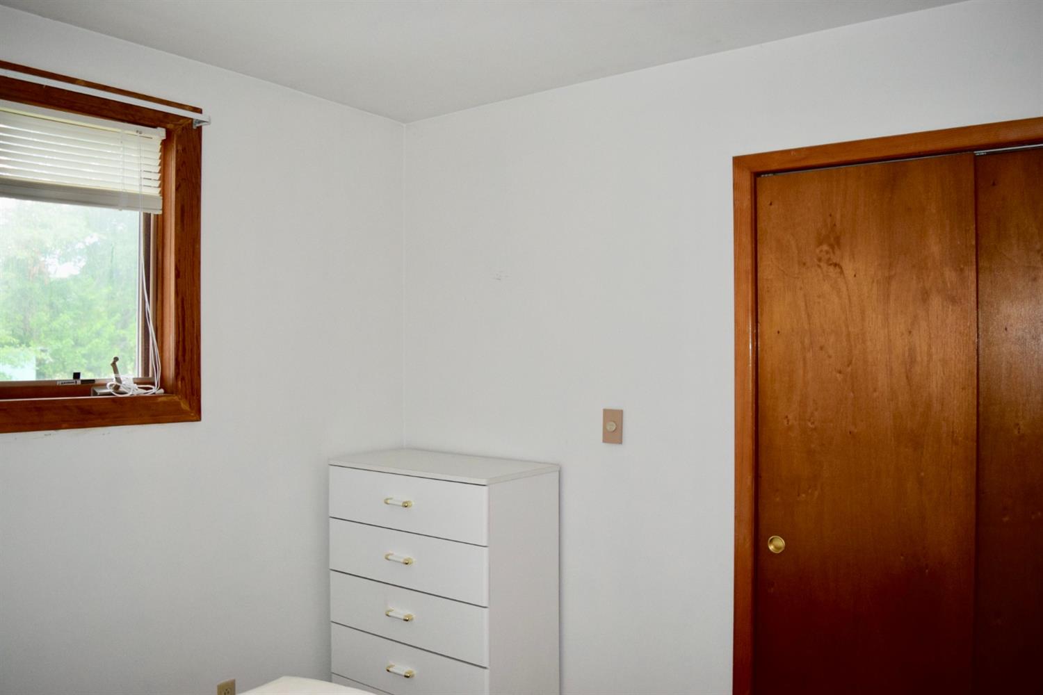 585 South Tanglewood Road Versailles, IN 47042 - Photo 16 of 27 Gallery Image 16