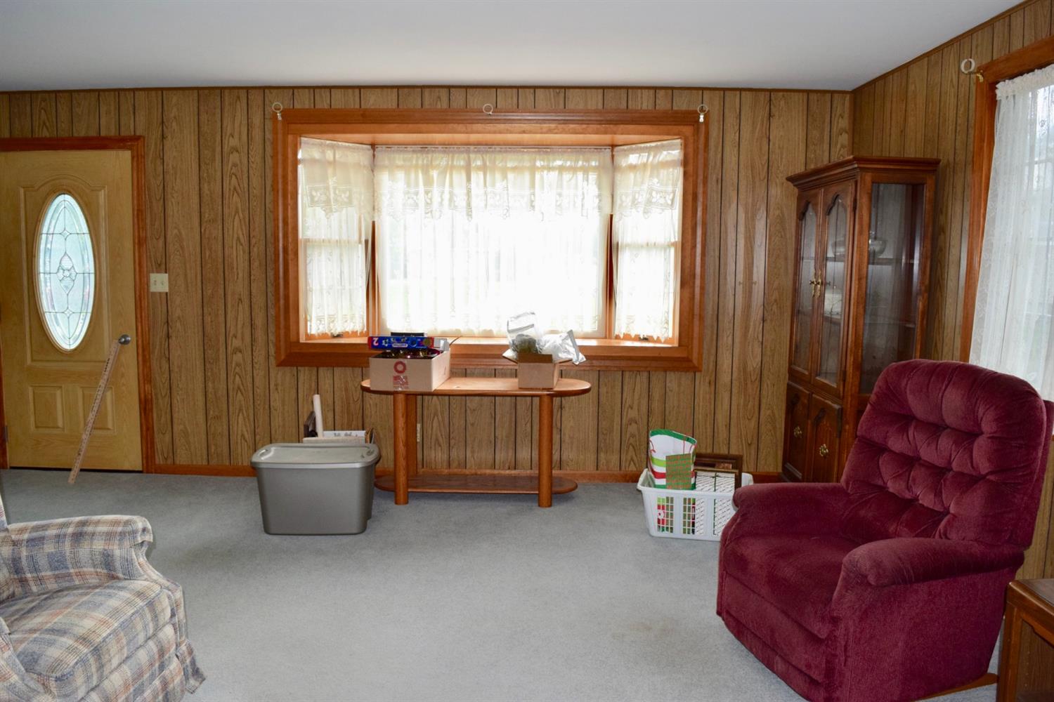585 South Tanglewood Road Versailles, IN 47042 - Photo 2 of 27 Gallery Image 2