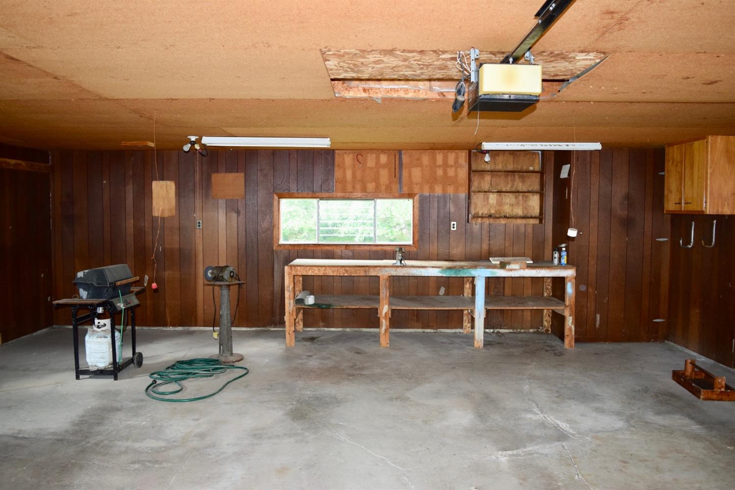 585 South Tanglewood Road Versailles, IN 47042 - Photo 26 of 27 Gallery Image 26