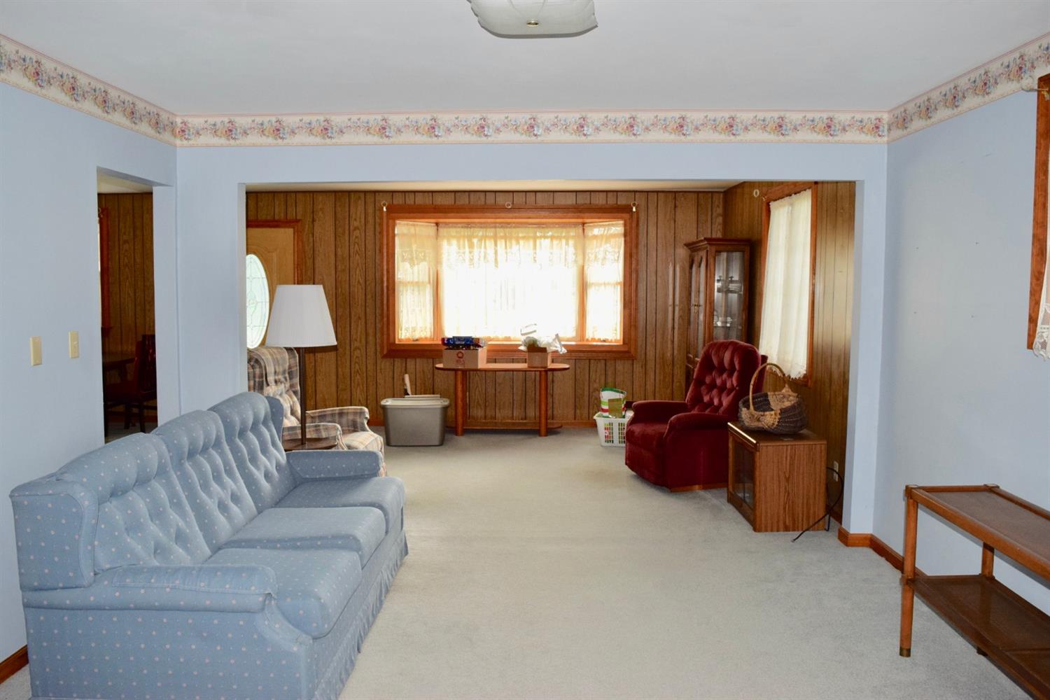 585 South Tanglewood Road Versailles, IN 47042 - Photo 4 of 27 Gallery Image 4