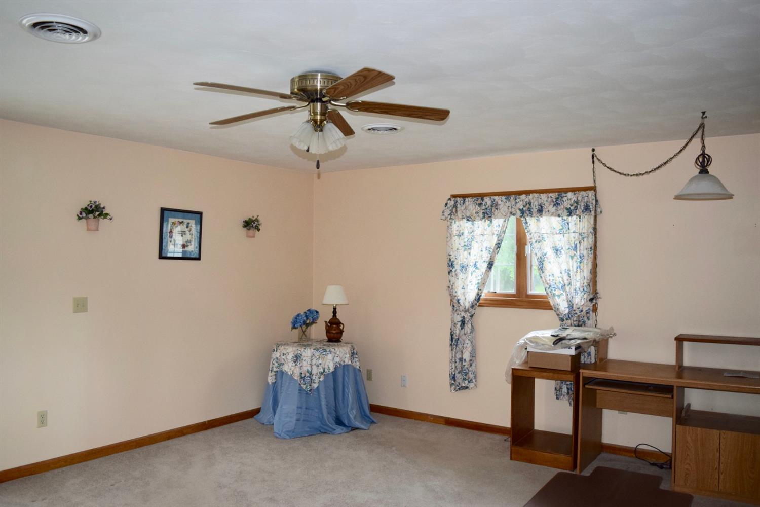 585 South Tanglewood Road Versailles, IN 47042 - Photo 10 of 27 Gallery Image 10