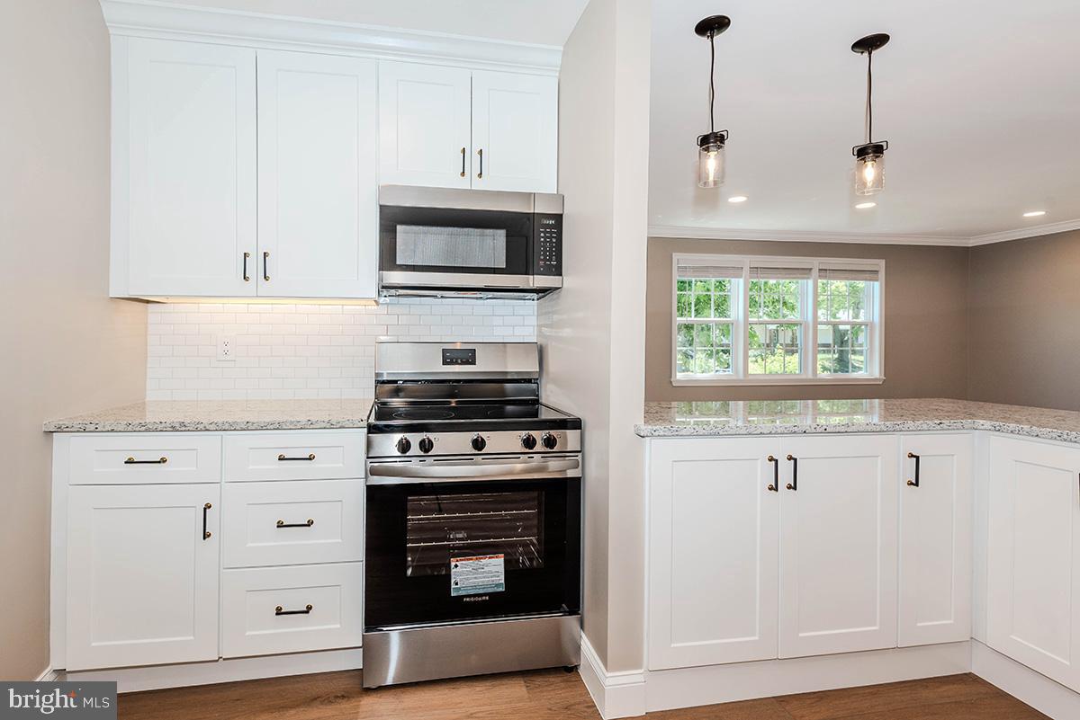 7730 Middlegate Court Pasadena, MD 21122 - Photo 16 of 51