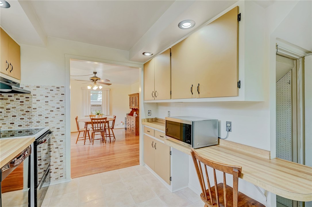 315 Mosley Road Greece, NY 14616 - Photo 11 of 30