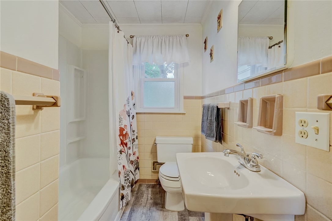 315 Mosley Road Greece, NY 14616 - Photo 12 of 30