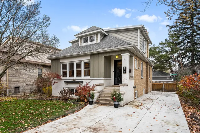 $679,000 | 6226 North Niagara Avenue, Chicago, IL 60631