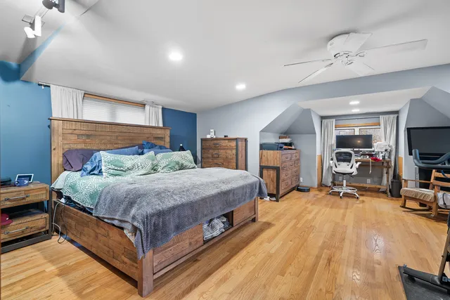 $679,000 | 6226 North Niagara Avenue, Chicago, IL 60631