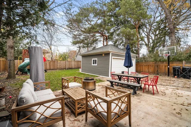 $679,000 | 6226 North Niagara Avenue, Chicago, IL 60631