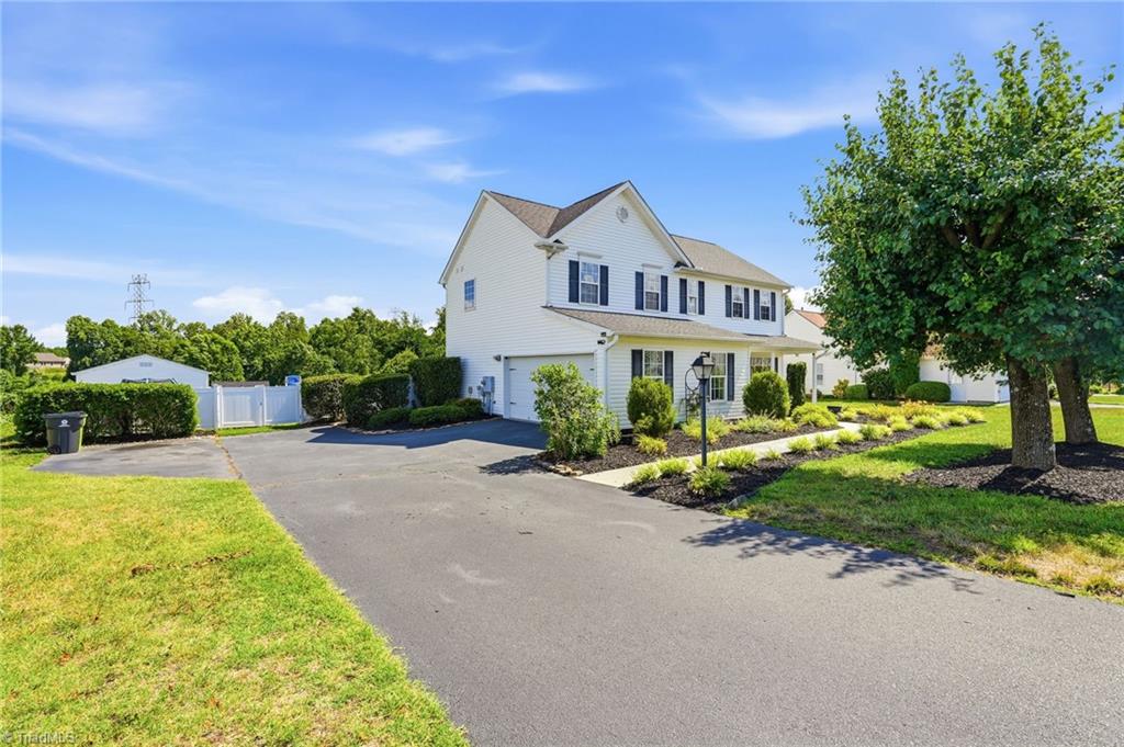 322 Sailway Road Winston-Salem, NC 27127 - Photo 3 of 39
