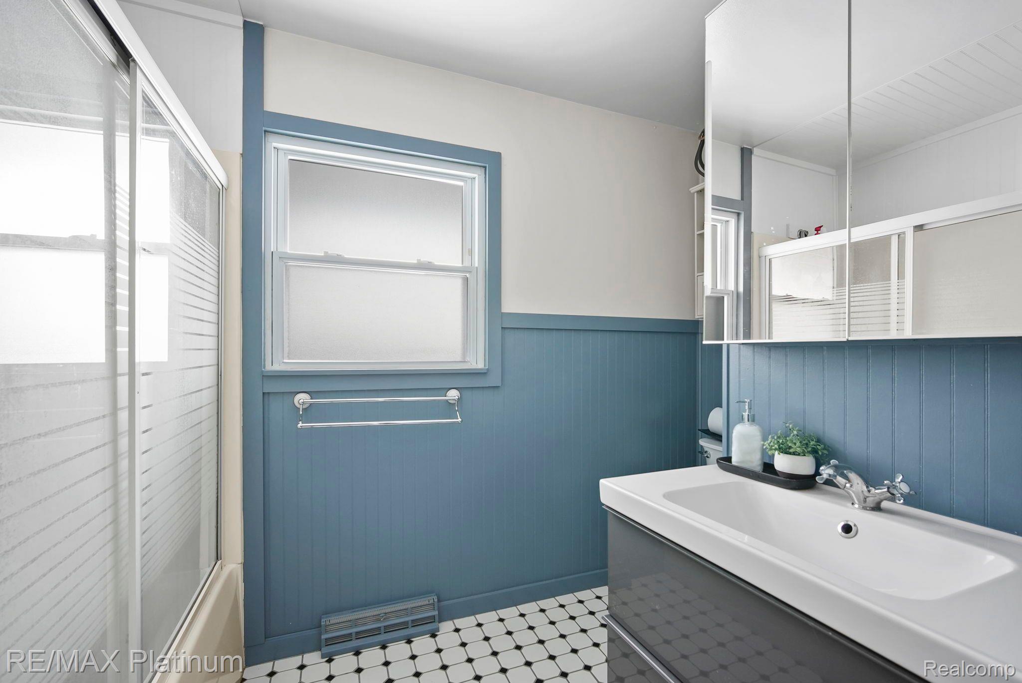 147 Plymouth Road Jackson, MI 49201 - Photo 11 of 38 Gallery Image 11