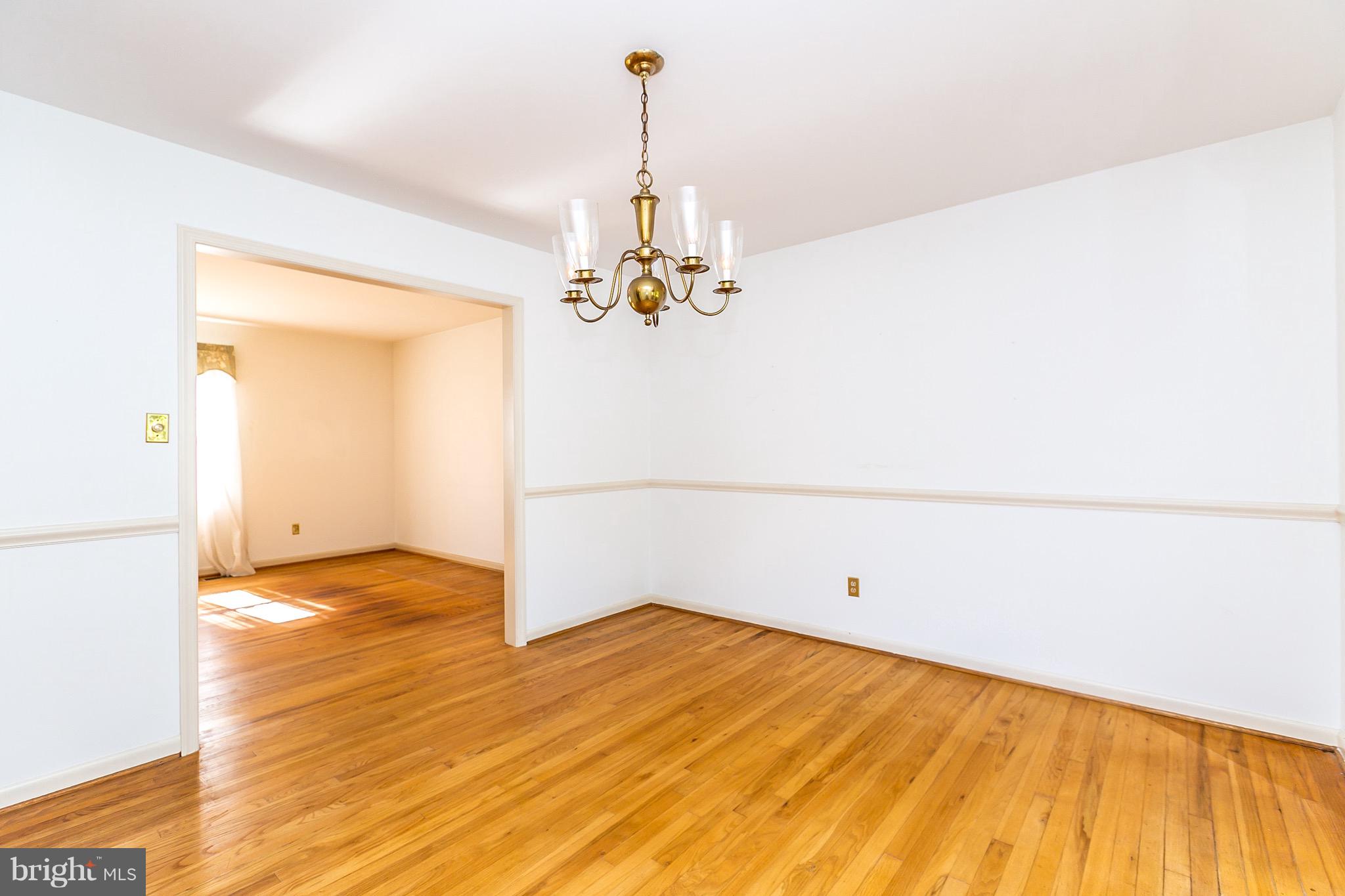 17217 Whiteley Road Monkton, MD 21111 - Photo 7 of 31 Dining Room