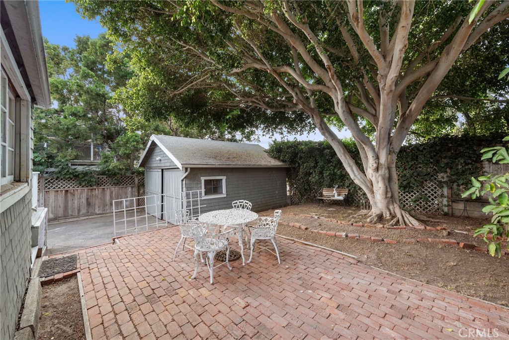 290 Diamond Street Laguna Beach, CA 92651 - Photo 20 of 30 a view of a house with backyard and sitting area