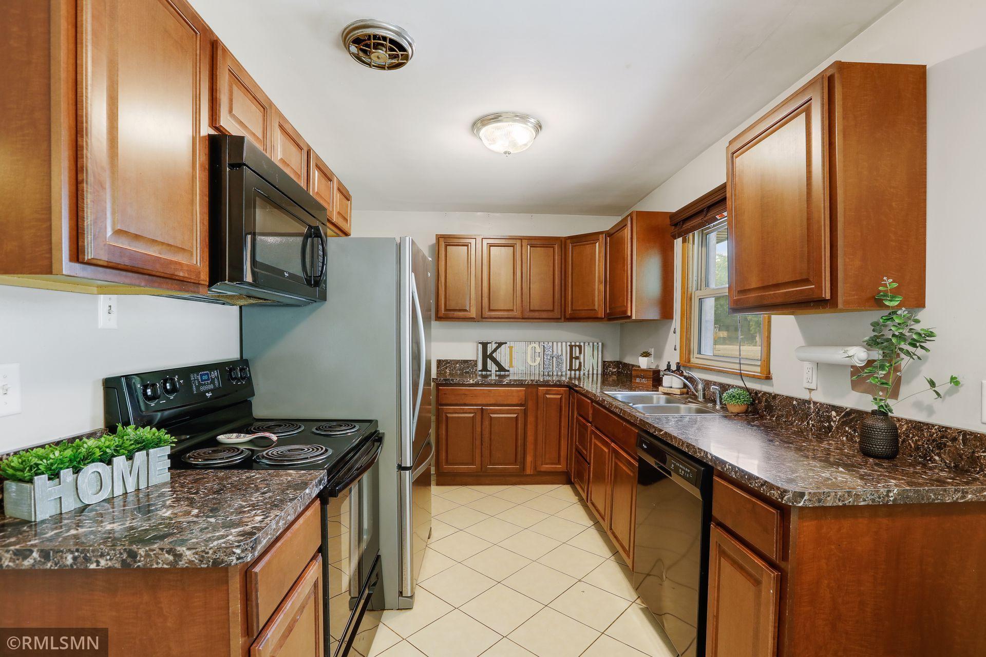 6901 East River Road Fridley, MN 55432 - Photo 11 of 38 Gallery Image 11