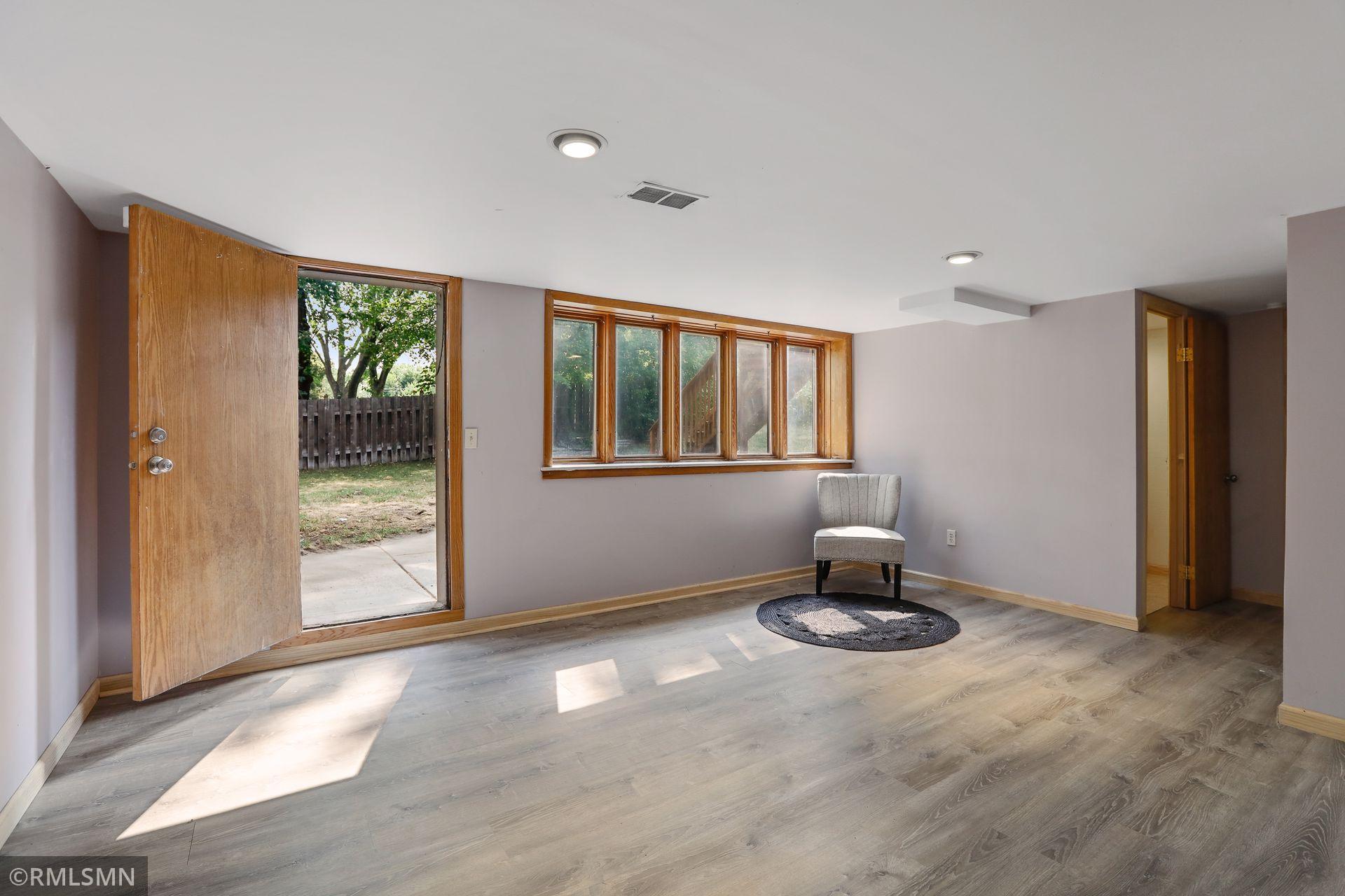 6901 East River Road Fridley, MN 55432 - Photo 23 of 38 Gallery Image 23