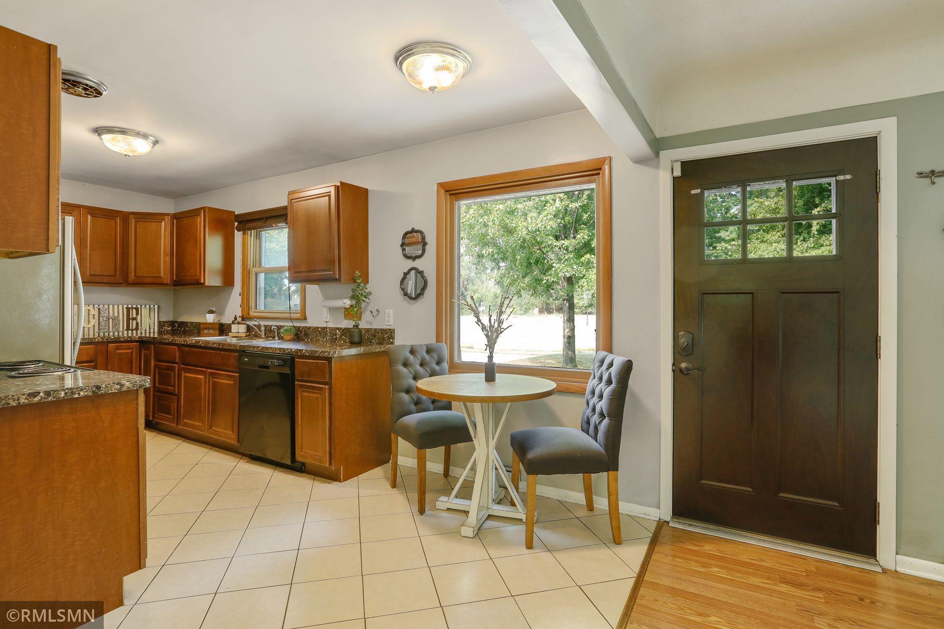 6901 East River Road Fridley, MN 55432 - Photo 9 of 38 Gallery Image 9