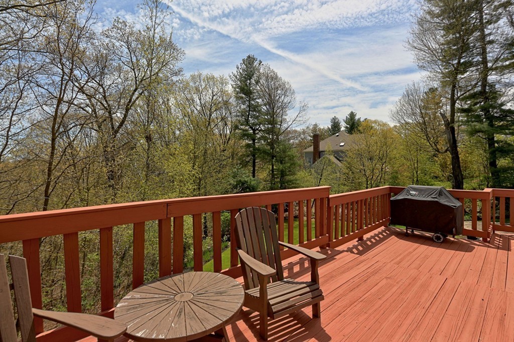 16 Bantry Road Southborough, MA 01772 - Photo 27 of 30 Gallery Image 27