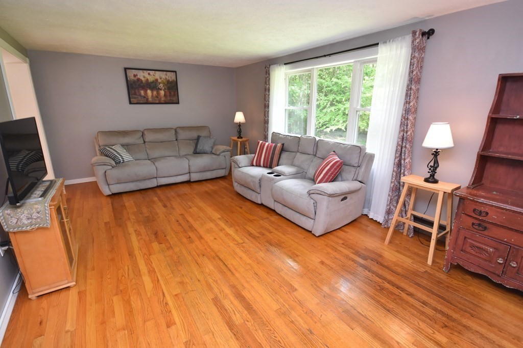 296 Wendell Road Shutesbury, MA 01072 - Photo 6 of 31 Gallery Image 6