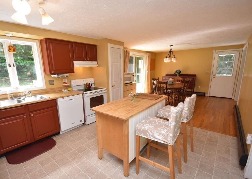 296 Wendell Road Shutesbury, MA 01072 - Photo 10 of 31 Gallery Image 10