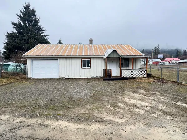 $420,000 | 105 South 7th Avenue, Ione, WA 99139