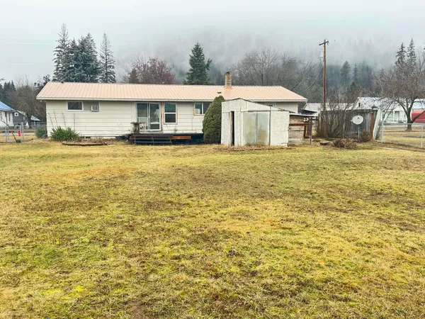 $420,000 | 105 South 7th Avenue, Ione, WA 99139