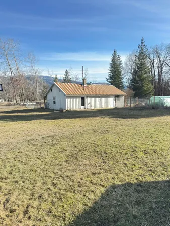 $420,000 | 105 South 7th Avenue, Ione, WA 99139