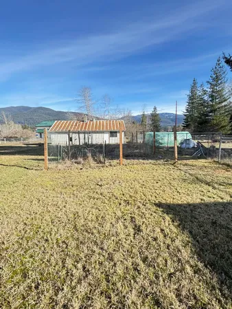 $420,000 | 105 South 7th Avenue, Ione, WA 99139