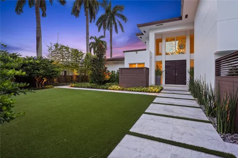 $4,899,000 | 325 Seven Isles Drive, Fort Lauderdale, FL 33301