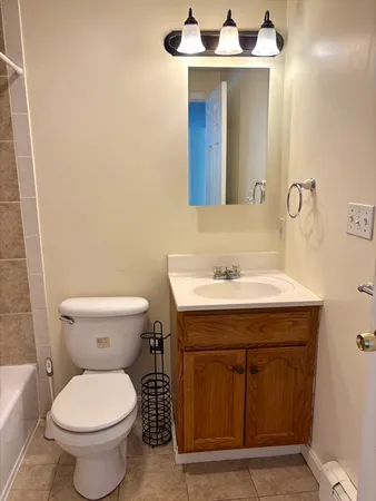 $1,850 | 1282 Commercial Street, Unit 5, Weymouth, MA 02189