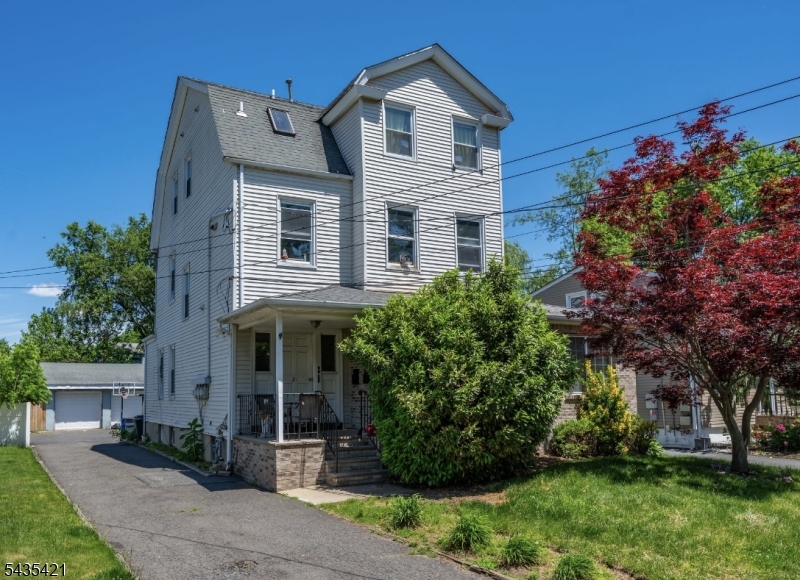 21 Fitzherbert Street Bloomfield, NJ 07003 - Photo 1 of 25